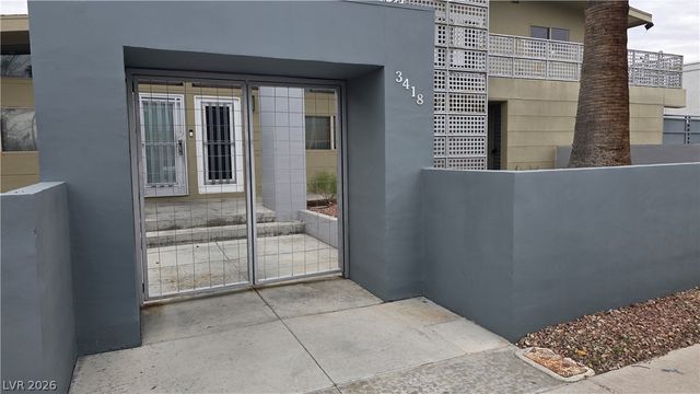 3418 Oneida Way 1, Las Vegas, NV 89169