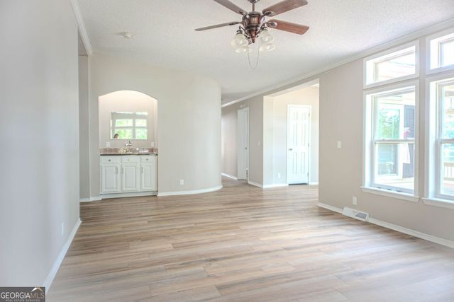 25 Deep Water Road, Mansfield, GA 30055