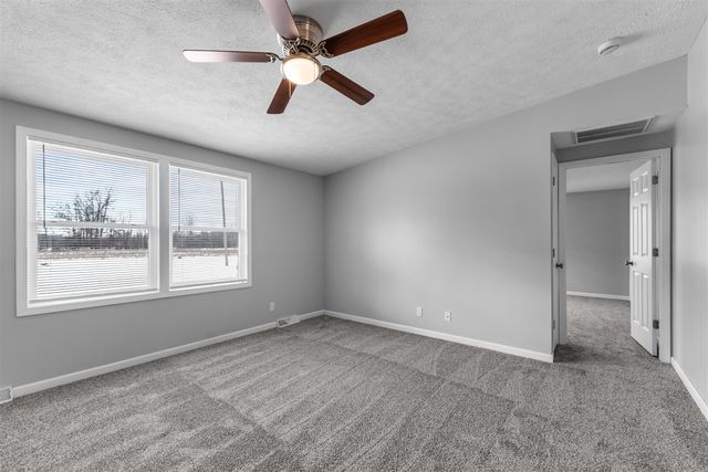 2340 E Mosherville Road, Jonesville, MI 49250