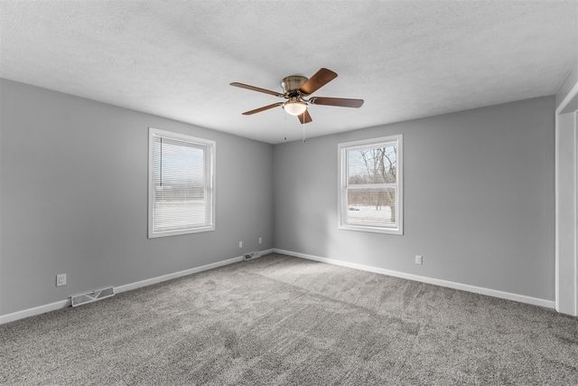 2340 E Mosherville Road, Jonesville, MI 49250