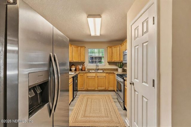 4527 CLAIRMONT Road, Jacksonville, FL 32207