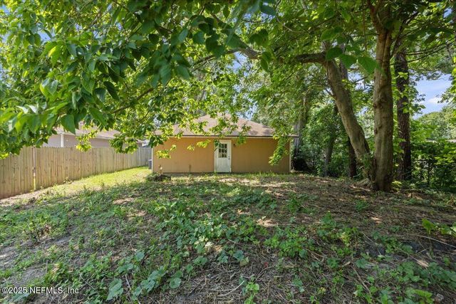 4527 CLAIRMONT Road, Jacksonville, FL 32207