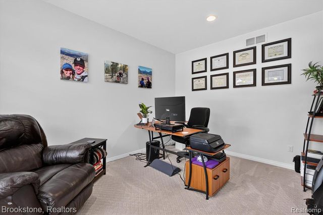 1731 Algonquian Trail, Lake Orion, MI 48362