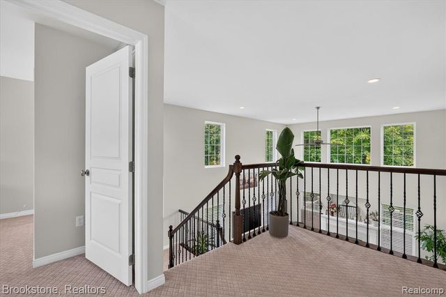 1731 Algonquian Trail, Lake Orion, MI 48362
