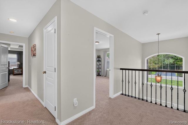 1731 Algonquian Trail, Lake Orion, MI 48362