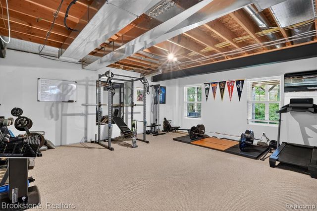 1731 Algonquian Trail, Lake Orion, MI 48362