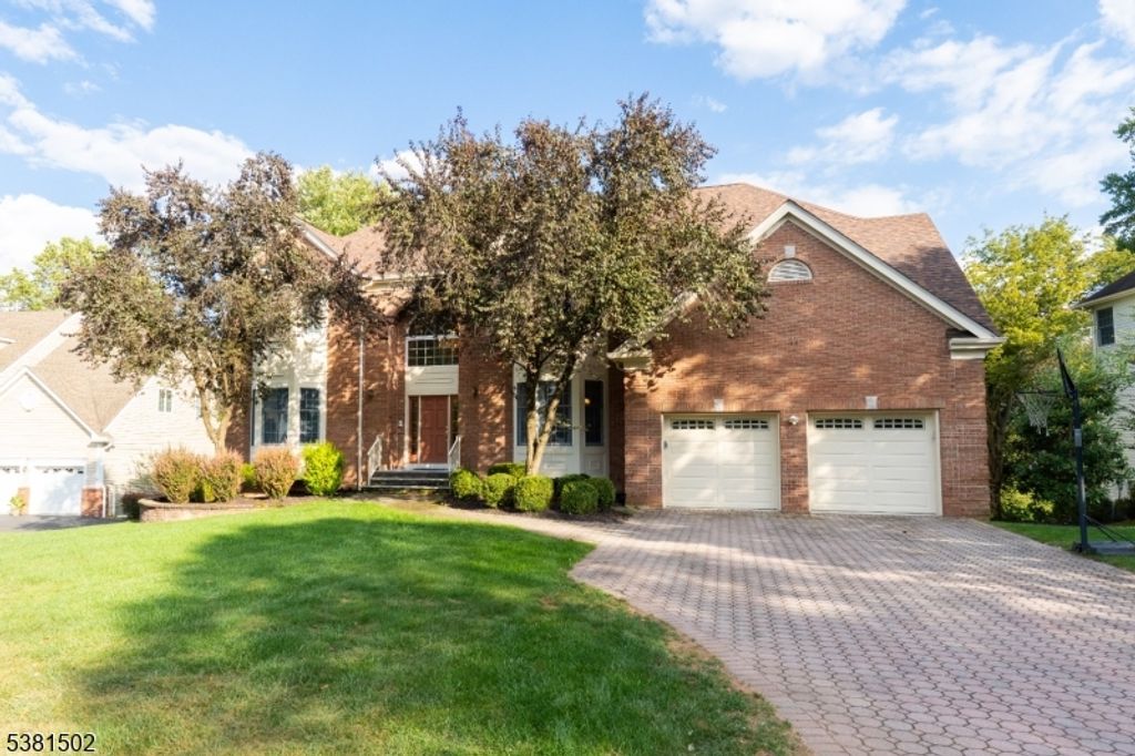 18 Beacon Crest Dr, Bernards Twp., NJ 07920