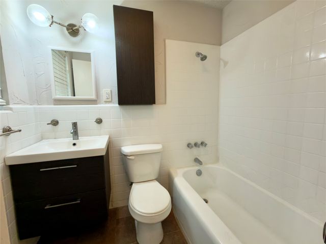 6455 Waverly Way, Fort Worth, TX 76116