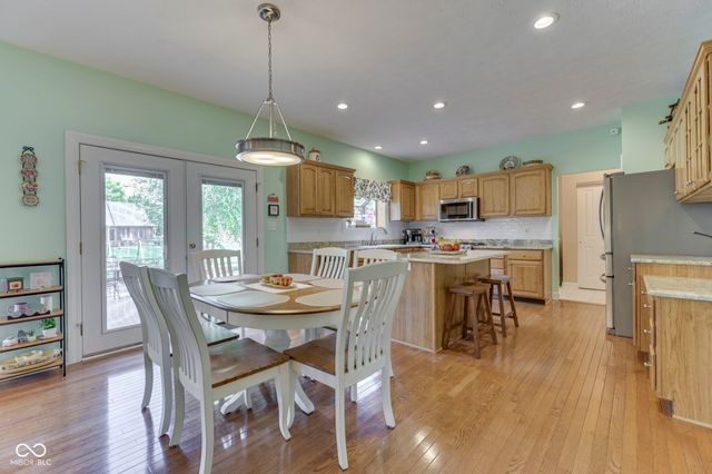4814 Goldenrain Court, Indianapolis, IN 46237