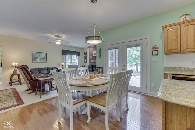 4814 Goldenrain Court, Indianapolis, IN 46237