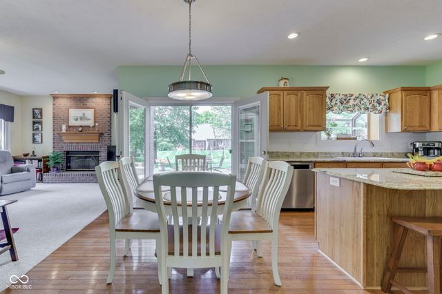 4814 Goldenrain Court, Indianapolis, IN 46237