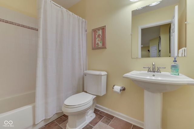 4814 Goldenrain Court, Indianapolis, IN 46237