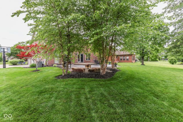 4814 Goldenrain Court, Indianapolis, IN 46237