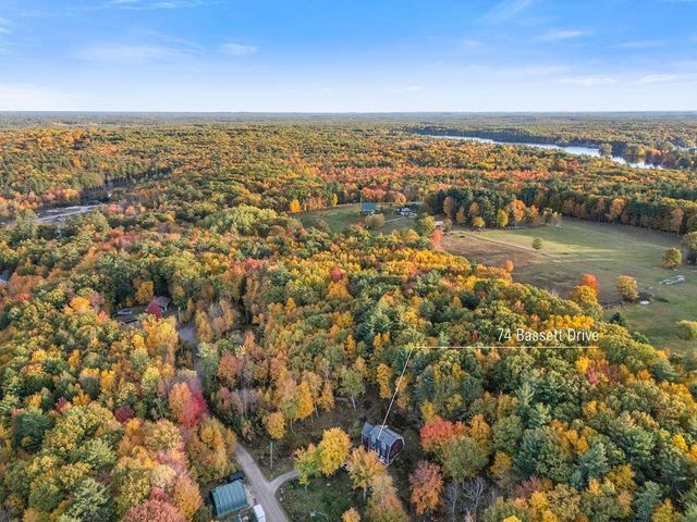 74 Bassett Drive, Barrington, NH 03825