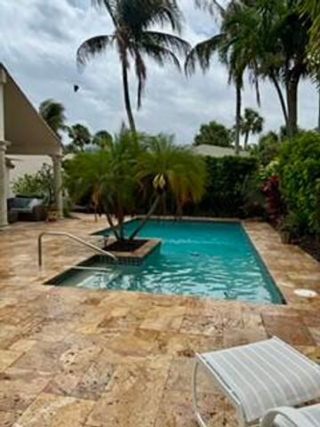 104 W Spearfish Lane, Jupiter, FL 33477