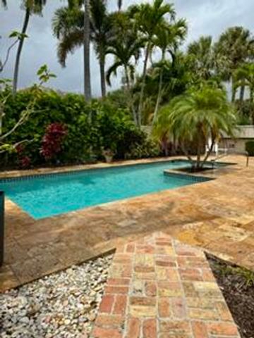 104 W Spearfish Lane, Jupiter, FL 33477