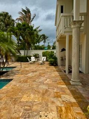 104 W Spearfish Lane, Jupiter, FL 33477