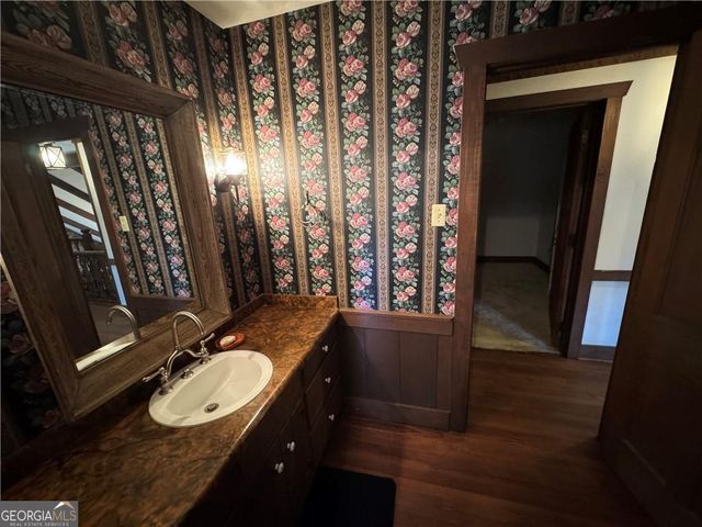 933 Viking Drive, Stone Mountain, GA 30083