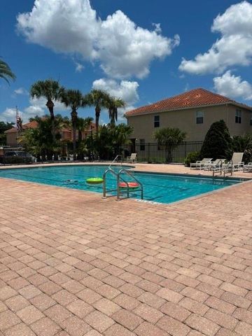 5479 PARADISE CAY CIRCLE, Kissimmee, FL 34746