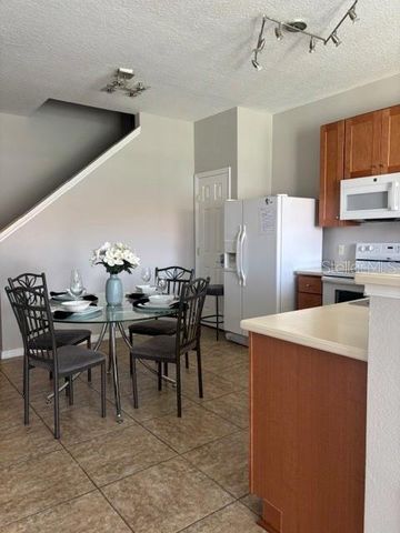 5479 PARADISE CAY CIRCLE, Kissimmee, FL 34746