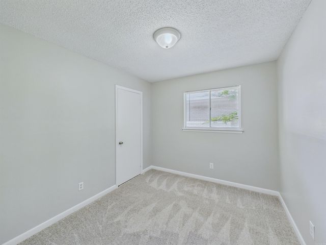 7800 W 32nd Street, Little Rock, AR 72204