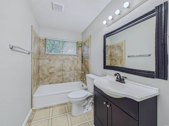7800 W 32nd Street, Little Rock, AR 72204