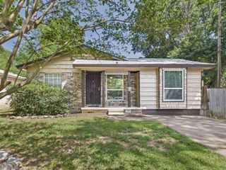 7800 W 32nd Street, Little Rock, AR 72204