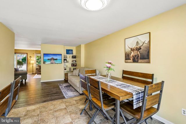 172 LAFAYETTE CT, Trappe, PA 19426