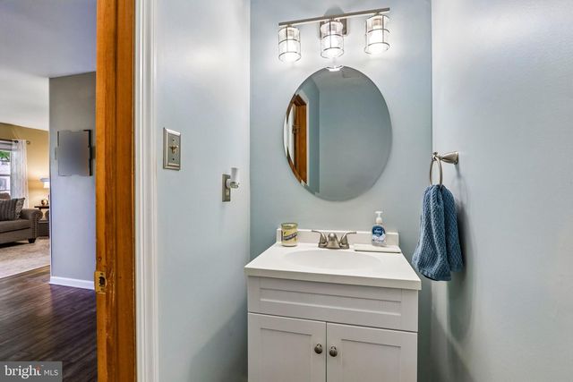 172 LAFAYETTE CT, Trappe, PA 19426