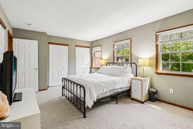 172 LAFAYETTE CT, Trappe, PA 19426