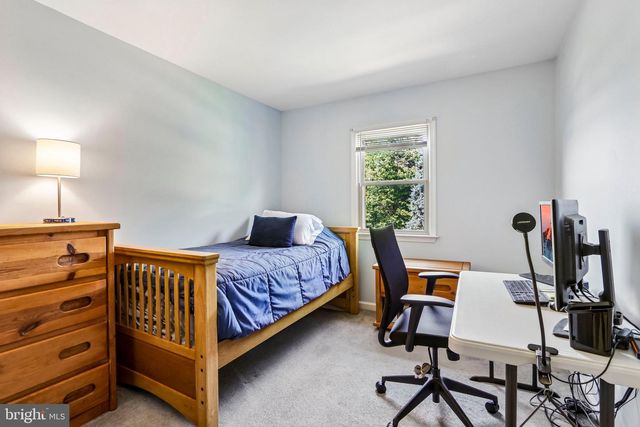 172 LAFAYETTE CT, Trappe, PA 19426