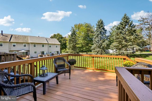 172 LAFAYETTE CT, Trappe, PA 19426
