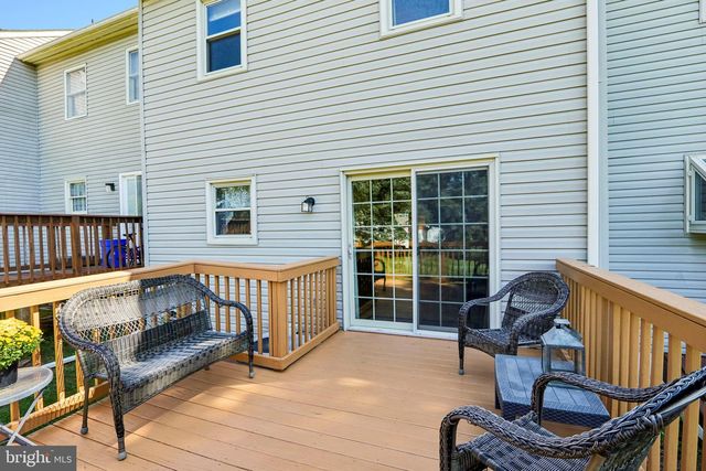 172 LAFAYETTE CT, Trappe, PA 19426