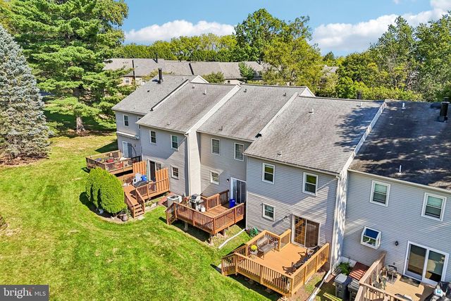 172 LAFAYETTE CT, Trappe, PA 19426