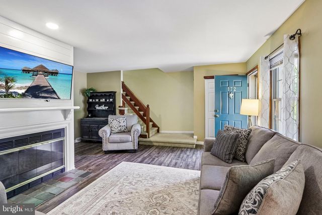 172 LAFAYETTE CT, Trappe, PA 19426