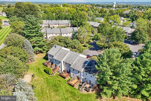 172 LAFAYETTE CT, Trappe, PA 19426