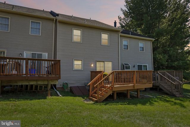 172 LAFAYETTE CT, Trappe, PA 19426