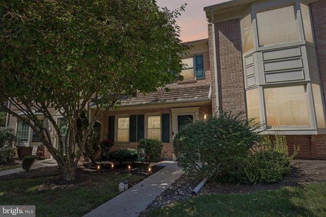 172 LAFAYETTE CT, Trappe, PA 19426