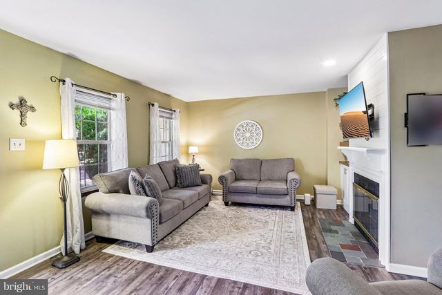 172 LAFAYETTE CT, Trappe, PA 19426