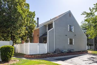975 E ESSEX WAY #8, Midvale, UT 84047