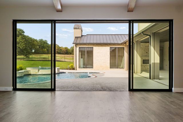 1402 Clydesdale Road, Bartonville, TX 76226