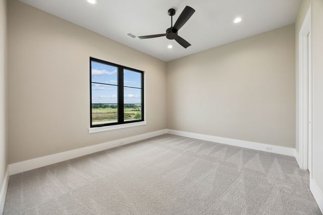 1402 Clydesdale Road, Bartonville, TX 76226