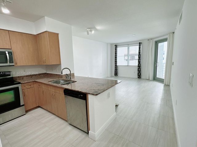 1830 Radius Dr 501, Hollywood, FL 33020