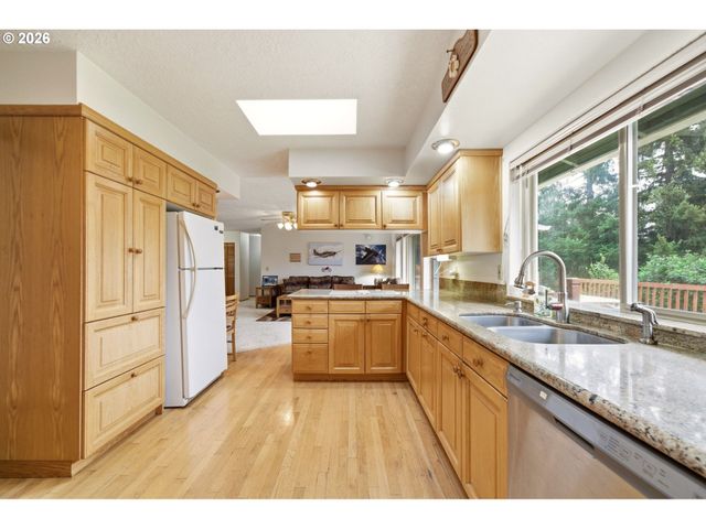 34570 Se COLORADO Rd, Sandy, OR 97055