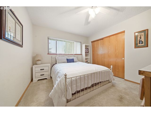 34570 Se COLORADO Rd, Sandy, OR 97055