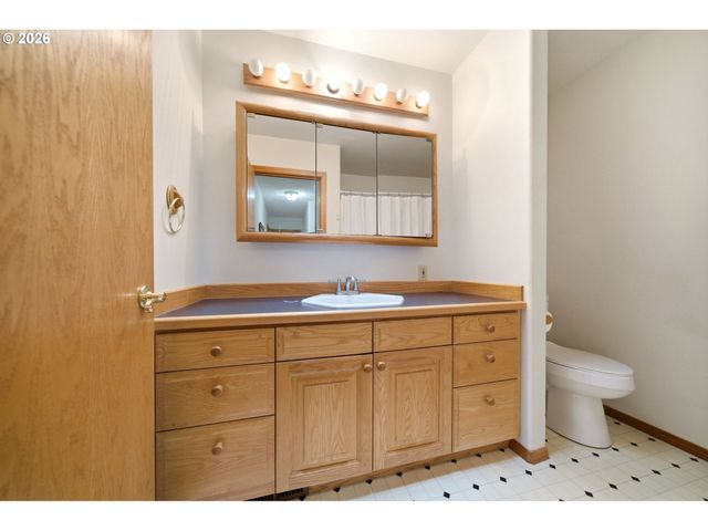 34570 Se COLORADO Rd, Sandy, OR 97055