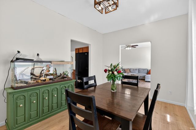 512 Freds Court, Kendallville, IN 46755