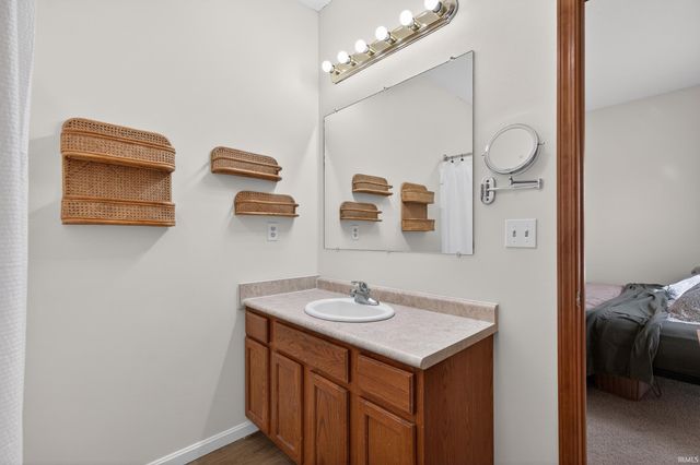 512 Freds Court, Kendallville, IN 46755