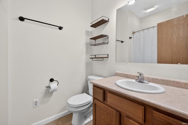 512 Freds Court, Kendallville, IN 46755