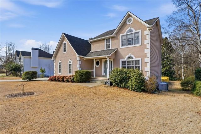30 Northfield Drive, Newnan, GA 30265
